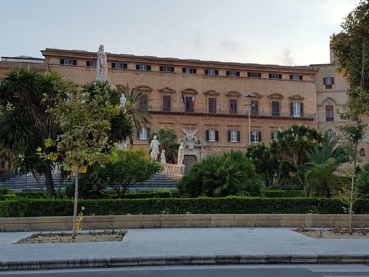 Casa Vacanze Villa D'Orleans Palermo Zewnętrze zdjęcie