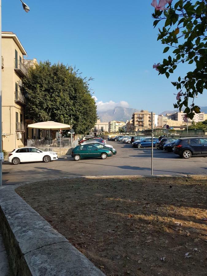 Casa Vacanze Villa D'Orleans Palermo Zewnętrze zdjęcie