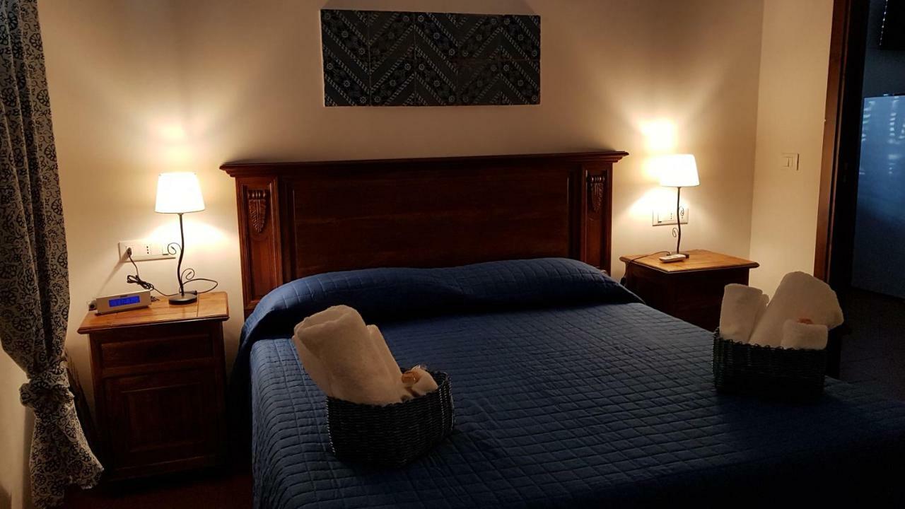 Casa Vacanze Villa D'Orleans Palermo Zewnętrze zdjęcie
